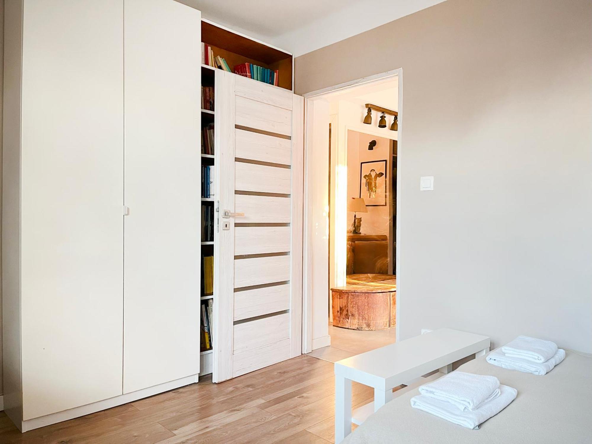 Large 74m2 For 6 Guests With 3 Bedrooms * Kraków